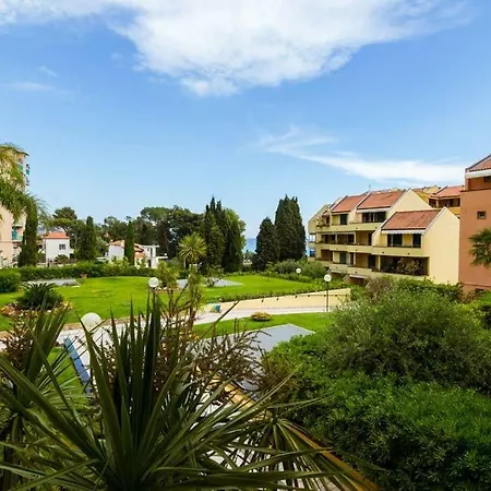 Appartamento Garage, Piscina, Accesso A Mare E Pista Ciclabile Sanremo